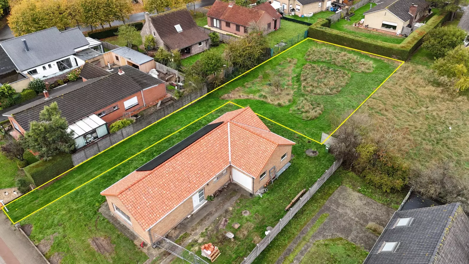 Rustig gelegen bouwgrond (913m²) nabij het Hannecartbos.
