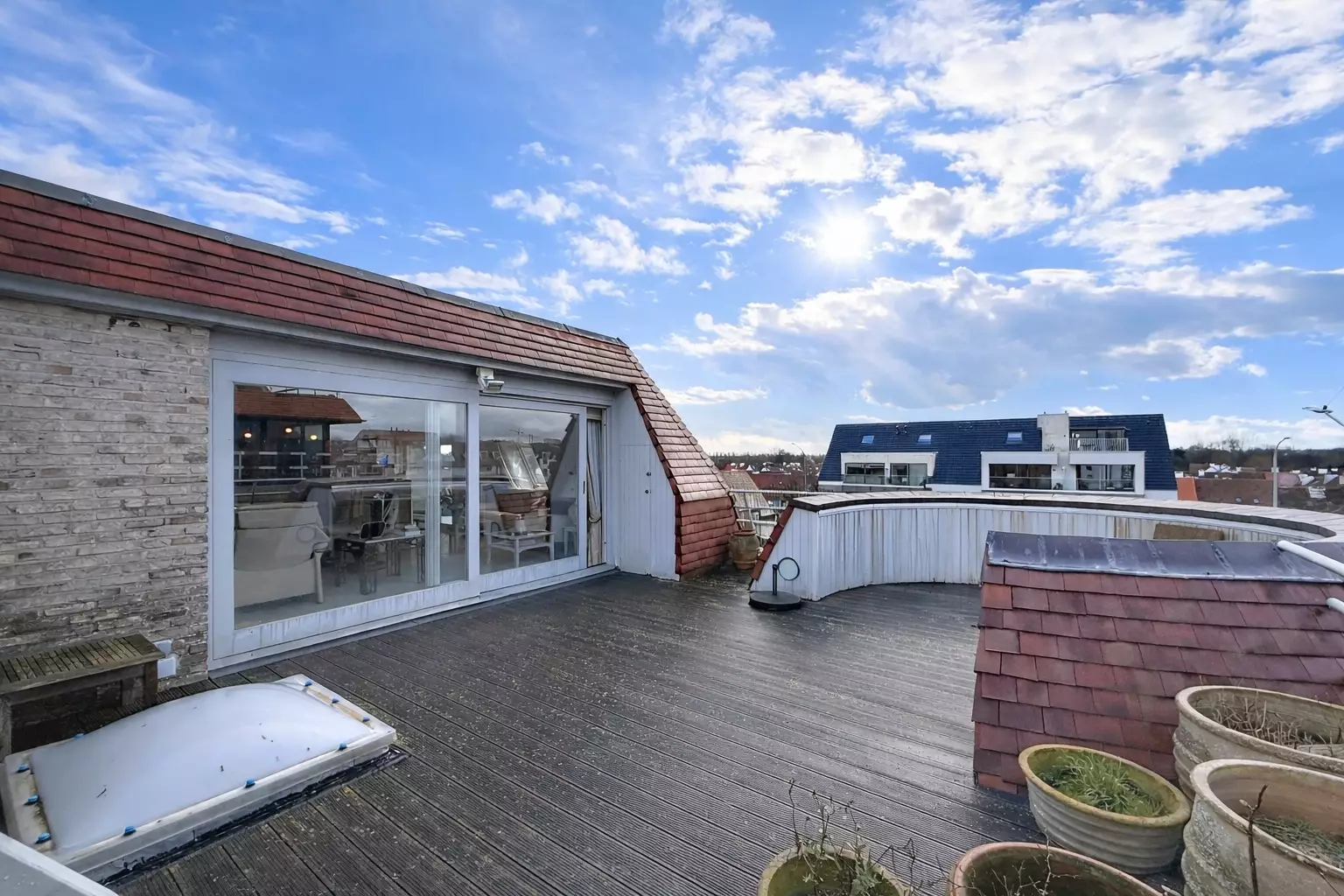 Penthouse met vier slaapkamers en zuidgericht terras dichtbij de Havengeul