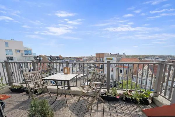 Appartement duplex à 100 m de la plage de La Panne