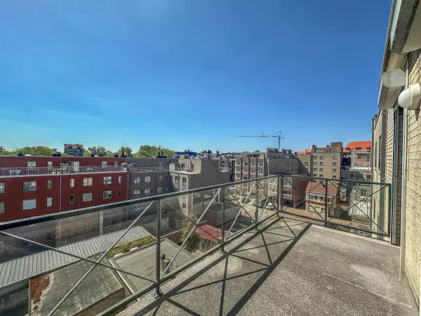 Appartement 2 chambres prêt à emménager, situé au centre d'Ostdunkerque-Bain