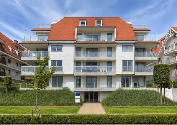 Duplex avec deux grandes terrasses, idéalement situé près du parc maritime de Nieuport